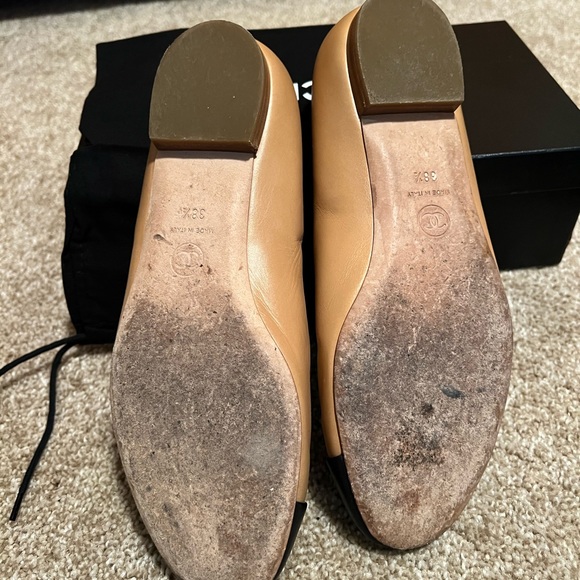 Chanel ballerina flats with chain detail - Picture 3 of 3